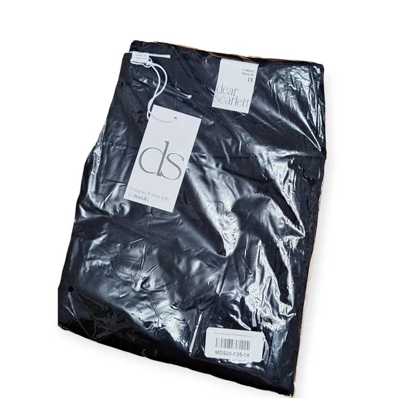 Women's Dear Scarlett Black Magic Skinny Fit Plus Size Pants~1XL - Picture 3 of 5